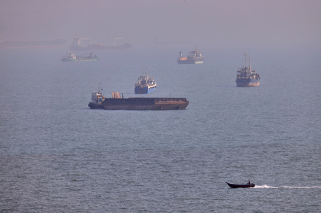 W460