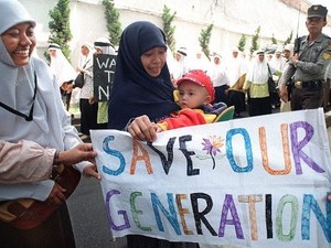 'Porn' Textbooks Pulled from Indonesia Elementary Schools